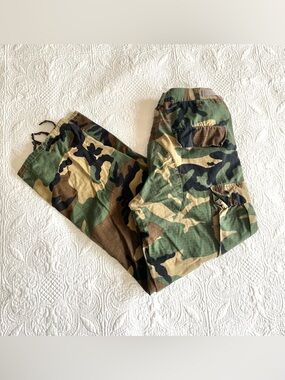 Vintage Camouflage Cargo Pants - Green Camo - Classic Camo Pants - 90’s Camo